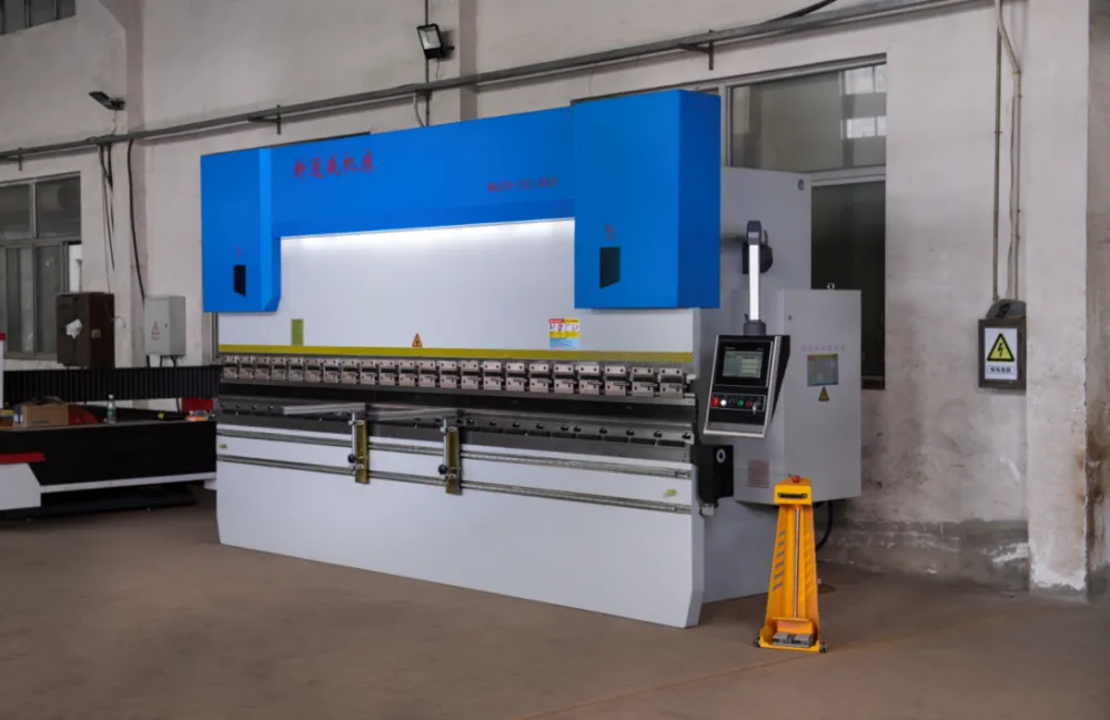 CNC-Abkantpresse Baureihe WE67K, Bild 4